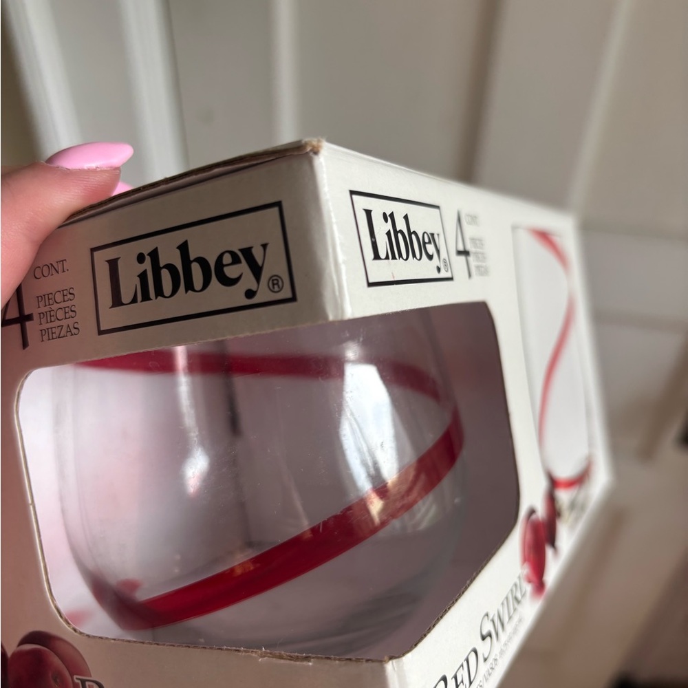 Libbey red swirl stemless wine glasses - Picture 3 of 3